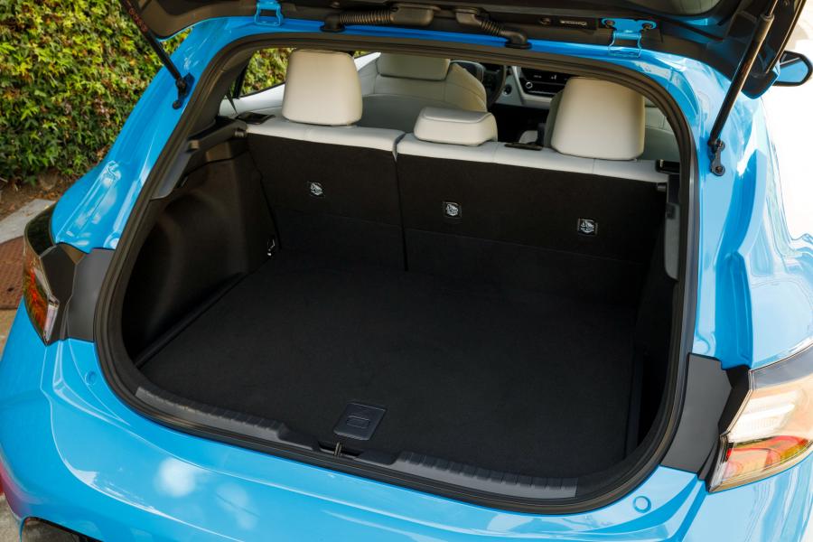 Багажник Toyota Corolla XSE Hatchback 2018 года  (NA) (фото 55 из 88)